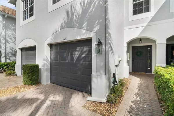 Naples, FL 34110,15533 Marcello CIR 211