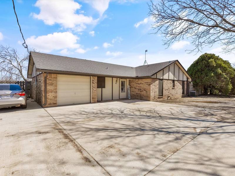 3104 N Fm 51, Weatherford, TX 76085