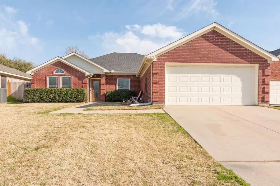 7212 Briarwyck Court, Fort Worth, TX 76137