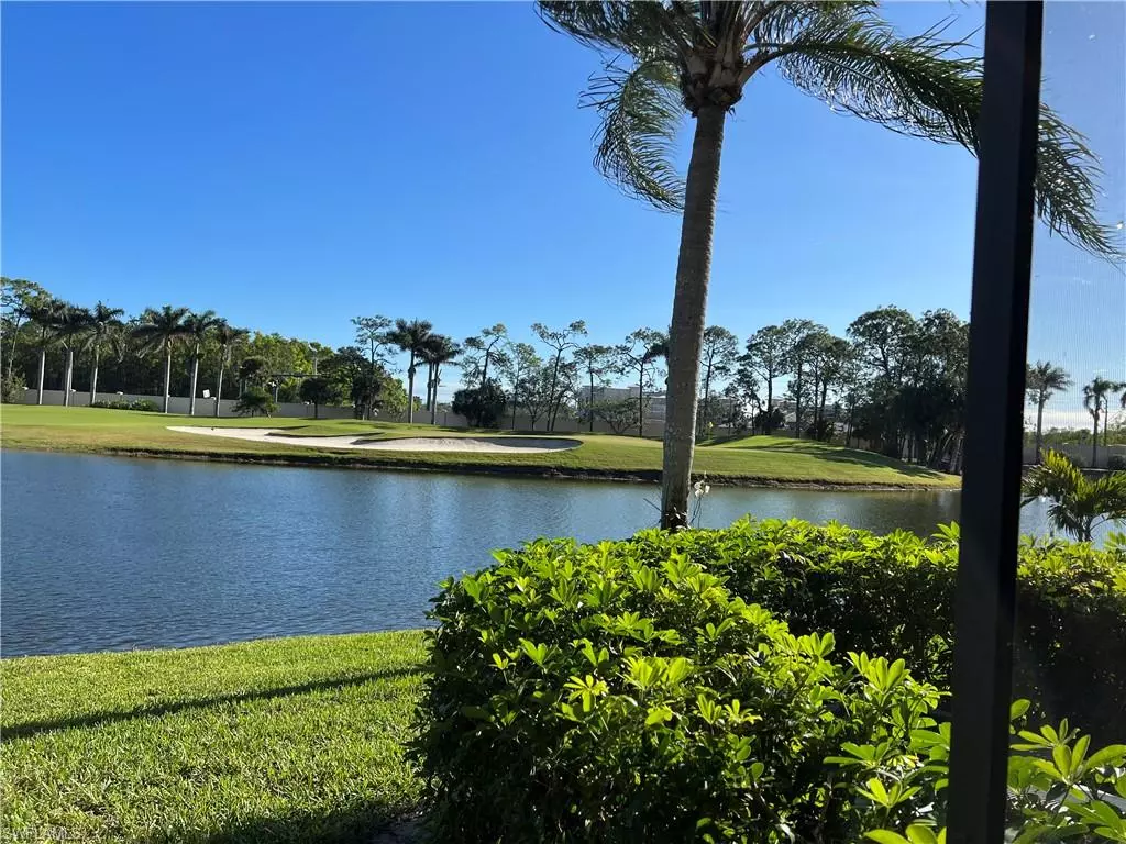 Naples, FL 34104,7360 Saint Ives WAY NE 2102