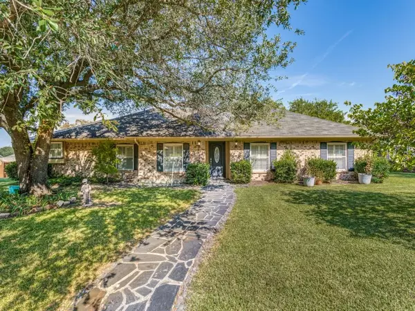 520 shoreview, Rockwall, TX 75087