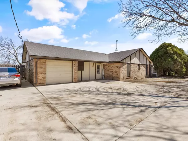 3104 N Fm 51,  Weatherford,  TX 76085