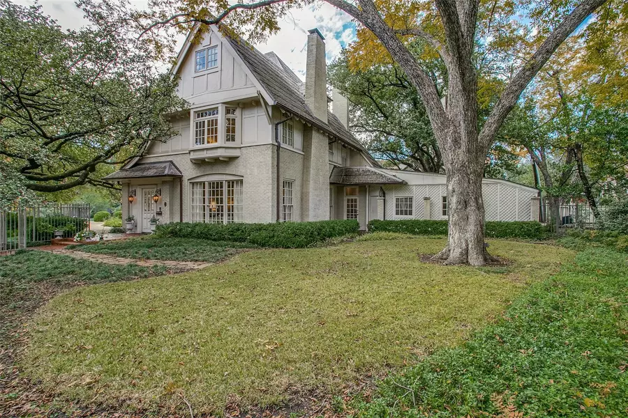 4001 Lovers Lane Circle, University Park, TX 75225