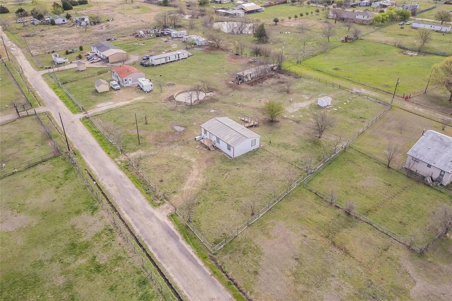 13425 Maize Street, Venus, TX 76084