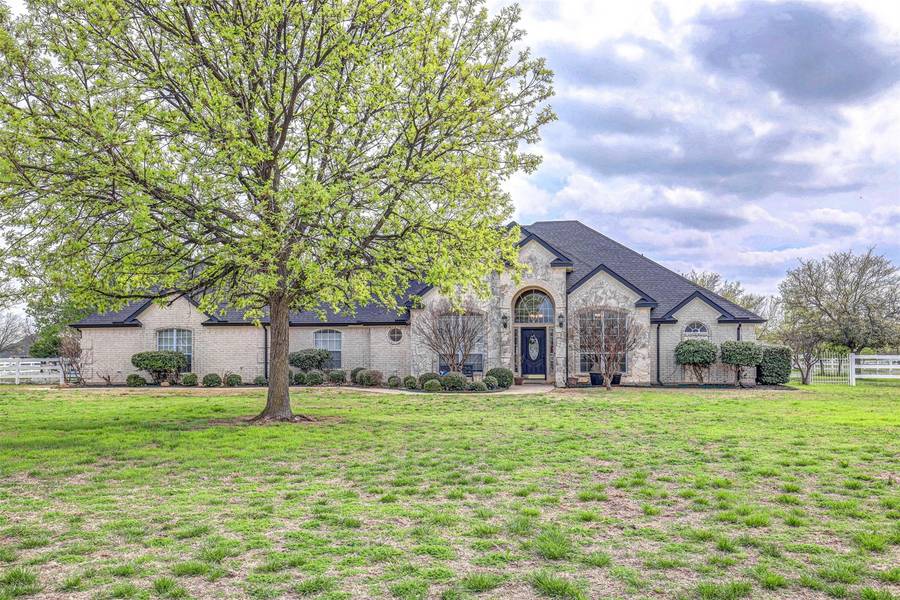 2100 Bear Springs Drive, Haslet, TX 76052