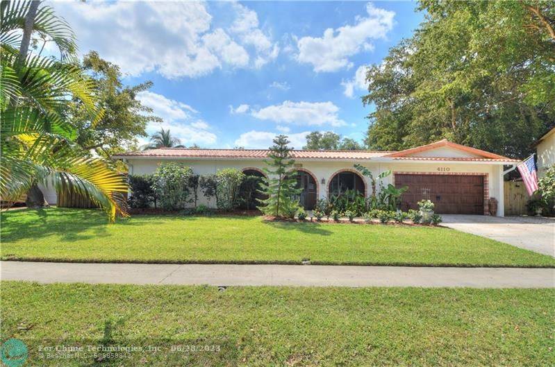 4110 Lake Dr, Coconut Creek, FL 33066