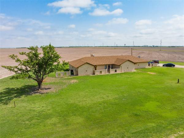 2664 Fm 2702, Stamford, TX 79553