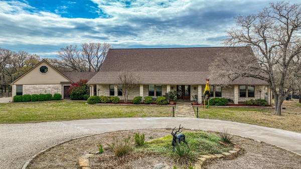 1822 County Road 156,  Morgan Mill,  TX 76433