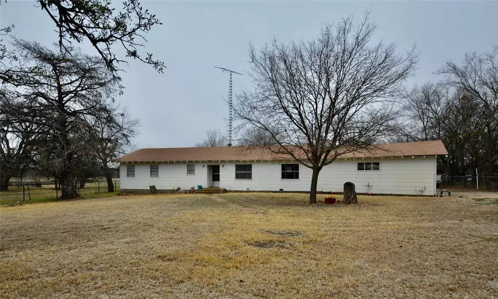 180 CR 618, Pottsville, TX 76565