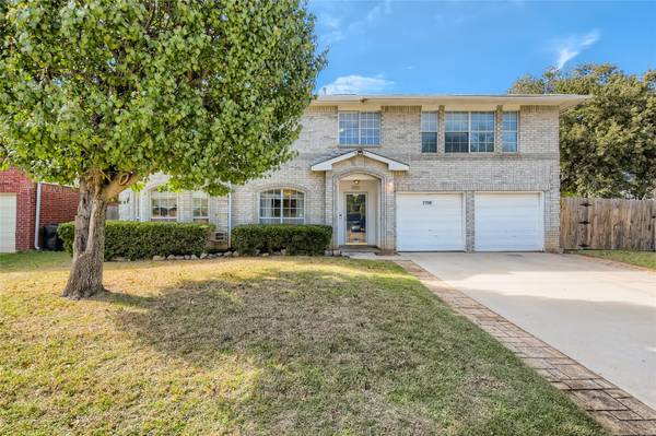 2708 Fountainview Drive, Corinth, TX 76210