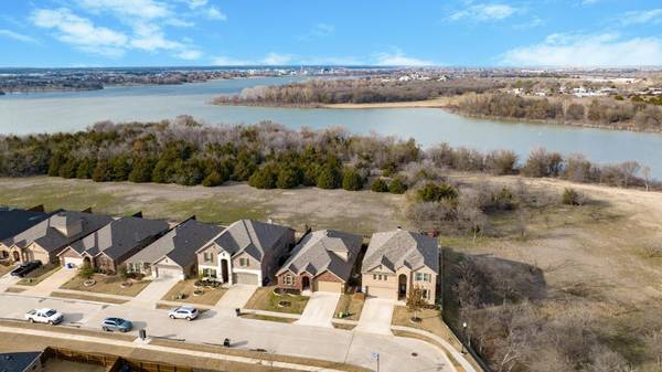 11717 Lake Front Drive, Frisco, TX 75036