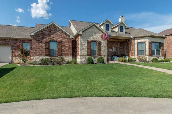 120 Smokehouse Court, Newark, TX 76071