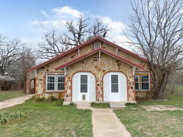 750 County Road 462, De Leon, TX 76444