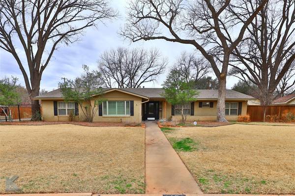 1426 Woodridge Drive, Abilene, TX 79605