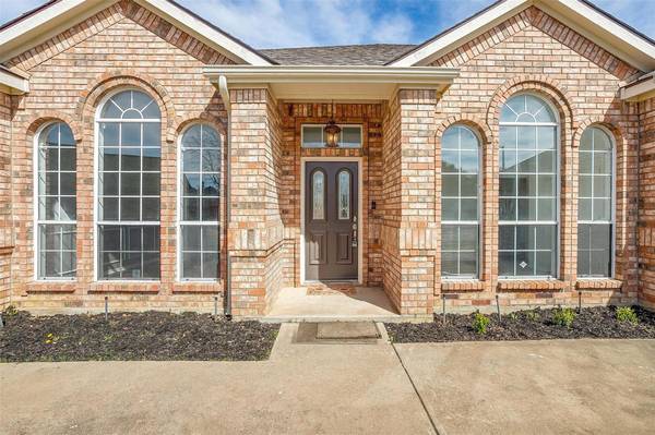 6721 Brittany Park Court, North Richland Hills, TX 76182