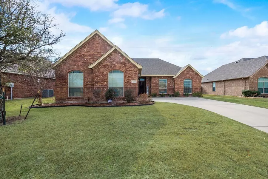 212 Goldeneye Drive, Desoto, TX 75115