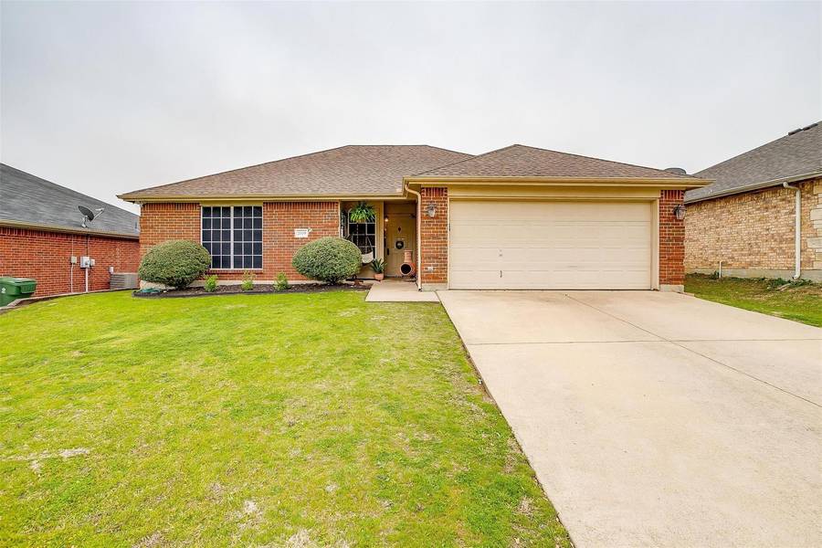 2009 Wahoo Drive, Mansfield, TX 76063