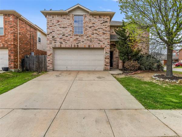 10477 Hideaway Trail, Fort Worth, TX 76131