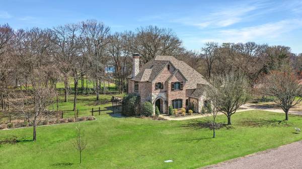 1707 Carriage Estates Road, Sherman, TX 75092