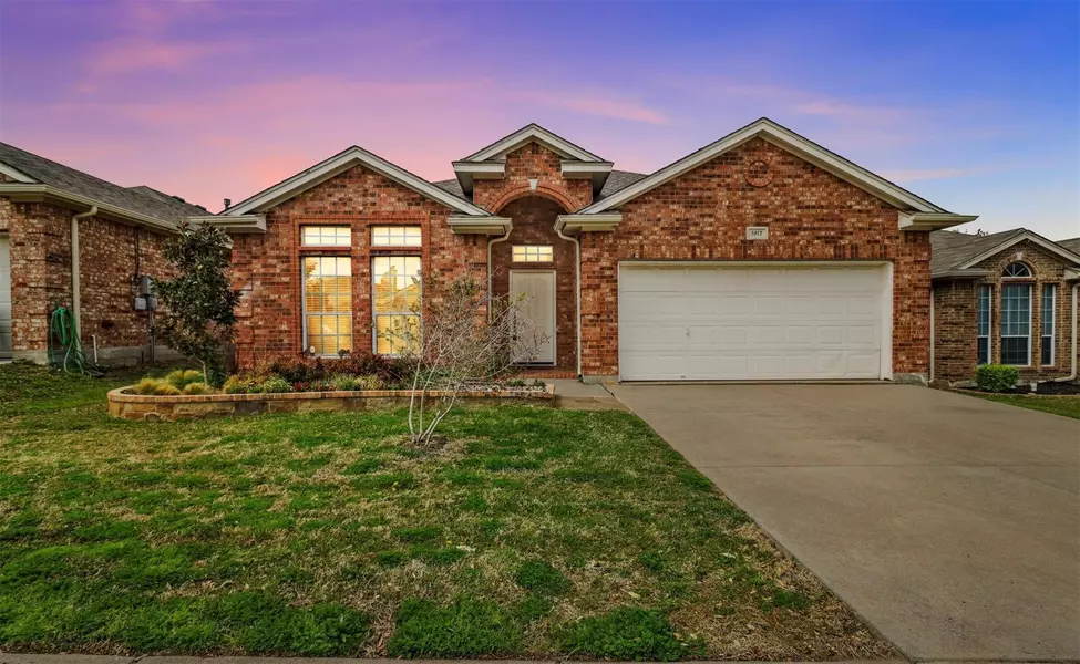 5817 Sea Bass Drive, Fort Worth, TX 76179