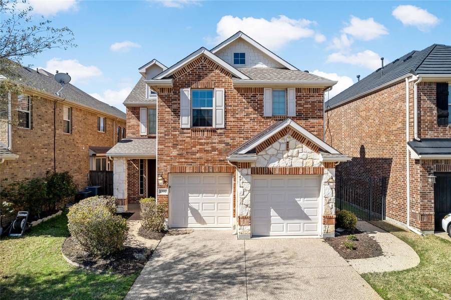 1332 Cog Hill Drive, Fort Worth, TX 76120