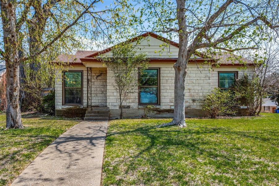 3302 Lawnview Avenue, Dallas, TX 75227