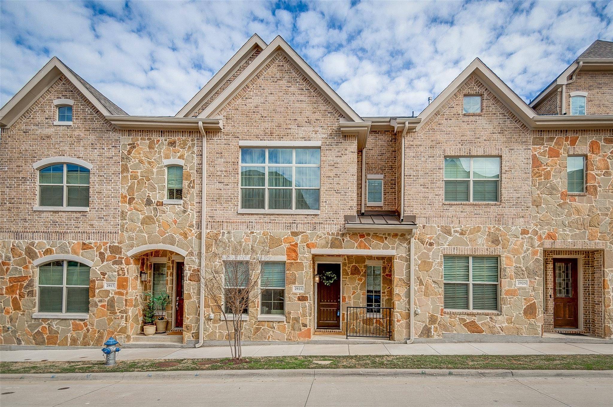 2921 Sheridan Drive, Carrollton, TX 75010