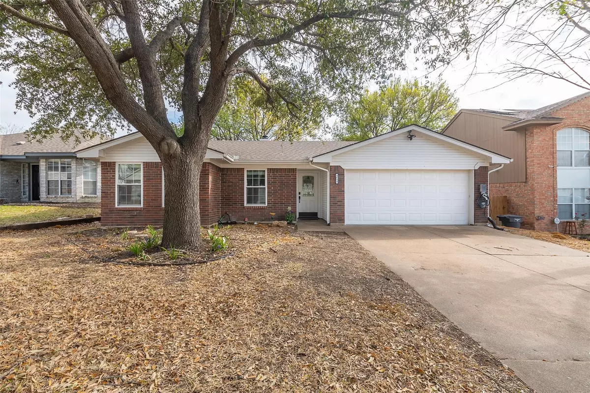 Fort Worth, TX 76137,4644 Feathercrest Drive