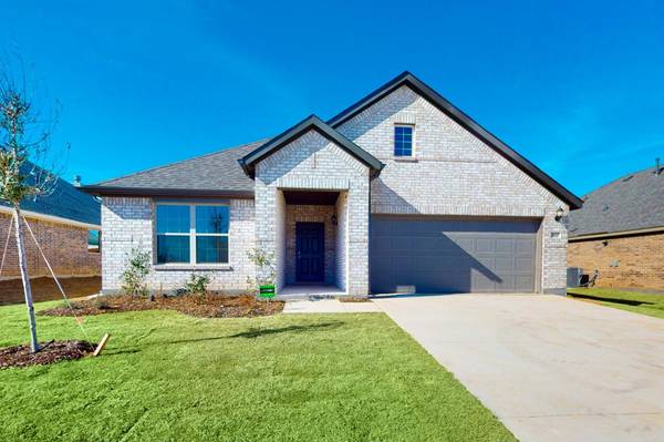 1045 Longbow Lane, Crowley, TX 76036