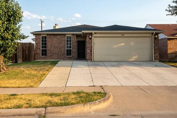 1608 Lost Crossing Trail, Arlington, TX 76002