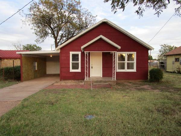 220 S 9th Avenue,  Munday,  TX 76371