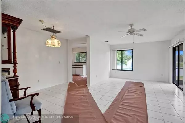 Boca Raton, FL 33428,9718 Saratoga Park Ct  #9718