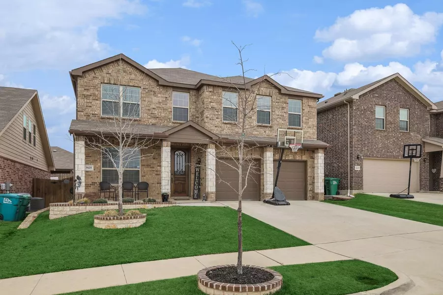 5625 Las Lomas Lane, Denton, TX 76208