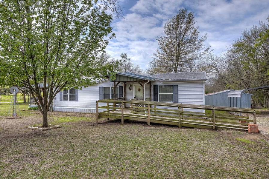 40 County Road 1115, Brashear, TX 75420