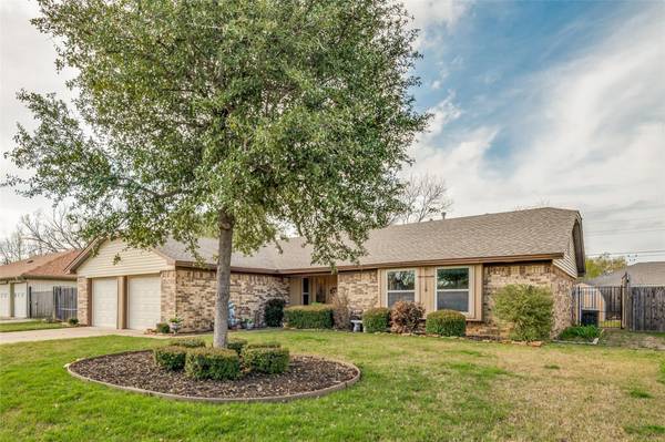 2508 Westpark Way Circle, Euless, TX 76040