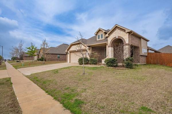 6011 Park View Drive, Midlothian, TX 76065