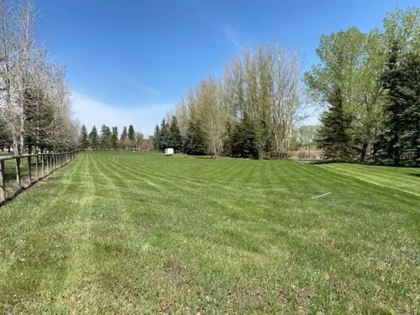 Rural Foothills County, AB T1V 1P6,48081 434 AVE E #100