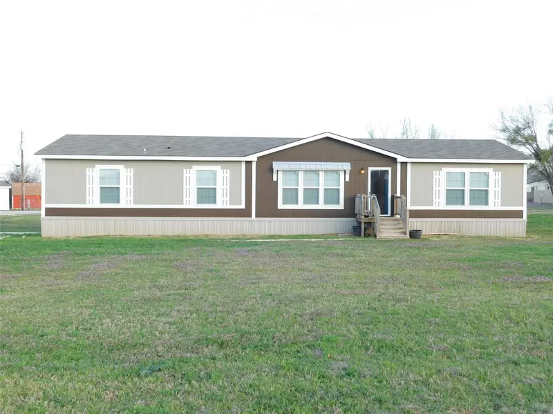 130 Palomino Court, Stephenville, TX 76401