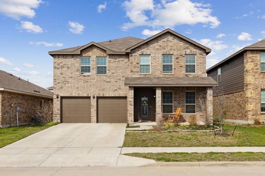 3009 Antler Point Drive, Fort Worth, TX 76108