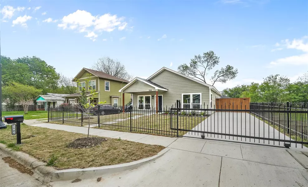 1504 E Terrell Avenue, Fort Worth, TX 76104