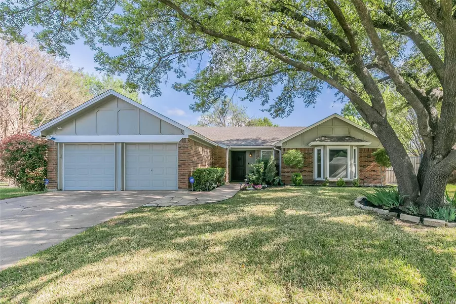 3905 Chestnut Street, Fort Worth, TX 76137