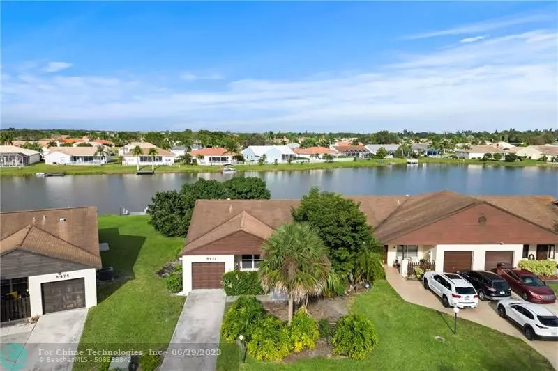 8471 Lake Point Ct, Lake Worth Beach, FL 33467