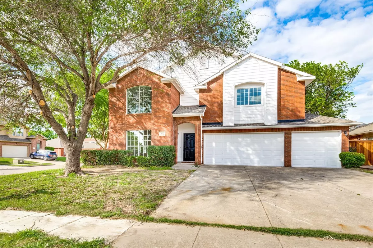 Little Elm, TX 75068,201 Tanglewood Place