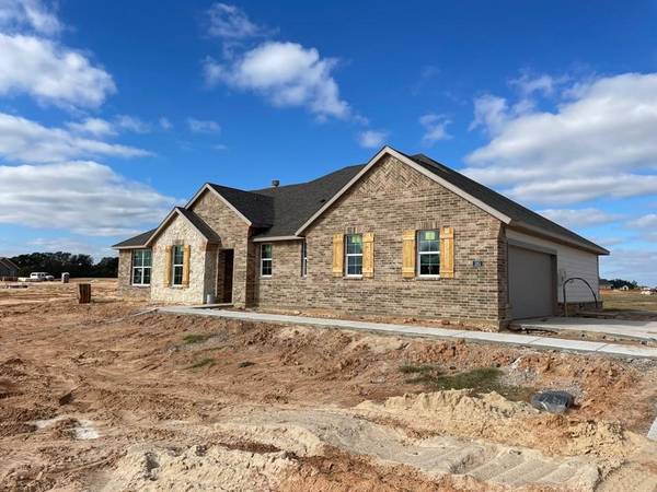 181 Chester Road, Springtown, TX 76082