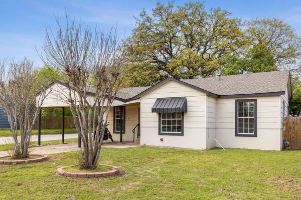 3821 Mercury Street,  Haltom City,  TX 76111