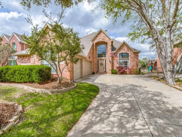 605 Fairway Lakes Drive, Garland, TX 75044