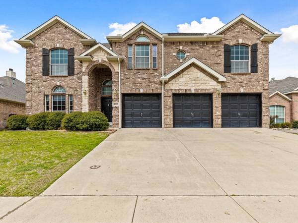 8209 Painted Tree Trail, Fort Worth, TX 76131