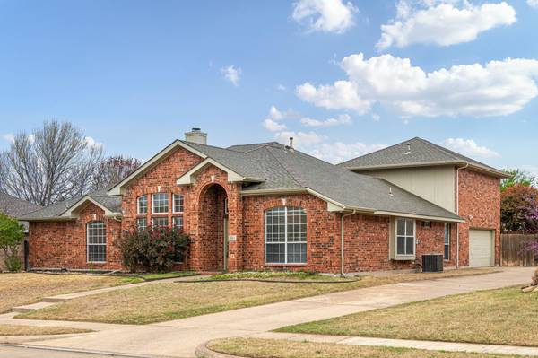 301 Elizabeth Trail, Murphy, TX 75094