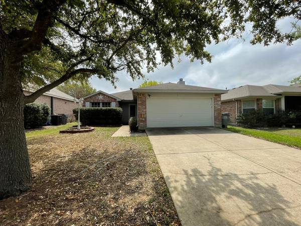 2008 Brook Meadow Drive, Forney, TX 75126