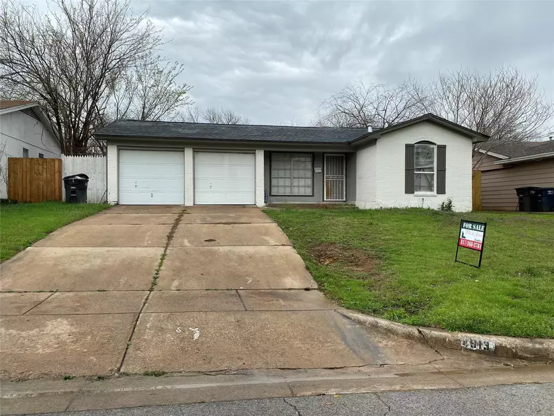 4913 Eastover Avenue, Fort Worth, TX 76119